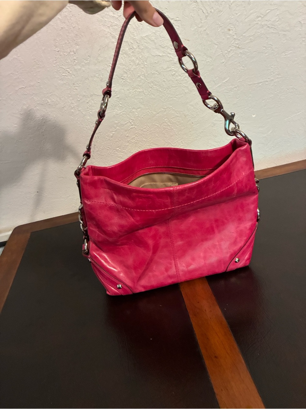 Coach Hot Pink Leather Shoulder Bag with Silver Hardware - Picture 3 of 6